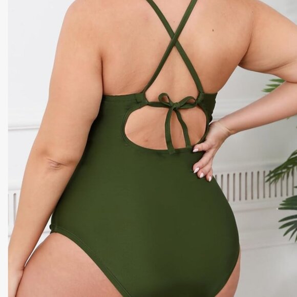 Green one piece keyhole swimsuit - Picture 6 of 8